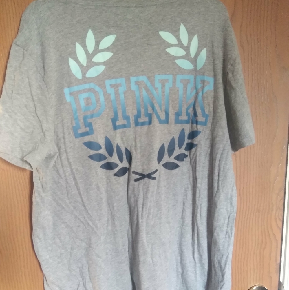 VS Pink Campus Tee